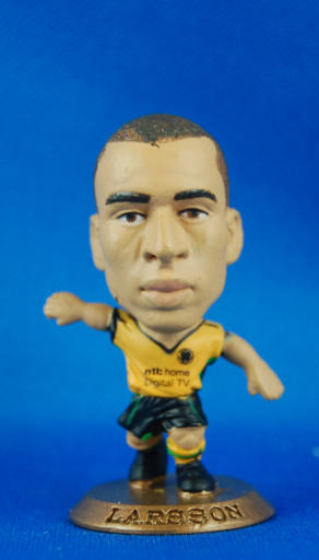 MC1325 Henrik Larsson Celtic (A) Microstars UK Series 6