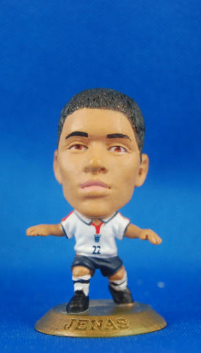 MC2383 Jermaine Jenas England (H) Microstars UK Series 9