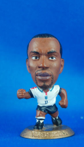 MC2391 Darius Vassell England (H) Microstars UK Series 9