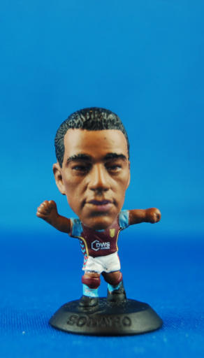 MC4384 Nolberto Solano Aston Villa (H) Microstars UK Series 12